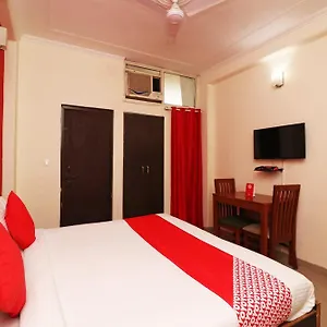 Hotel O Grand Casa, Gurgaon